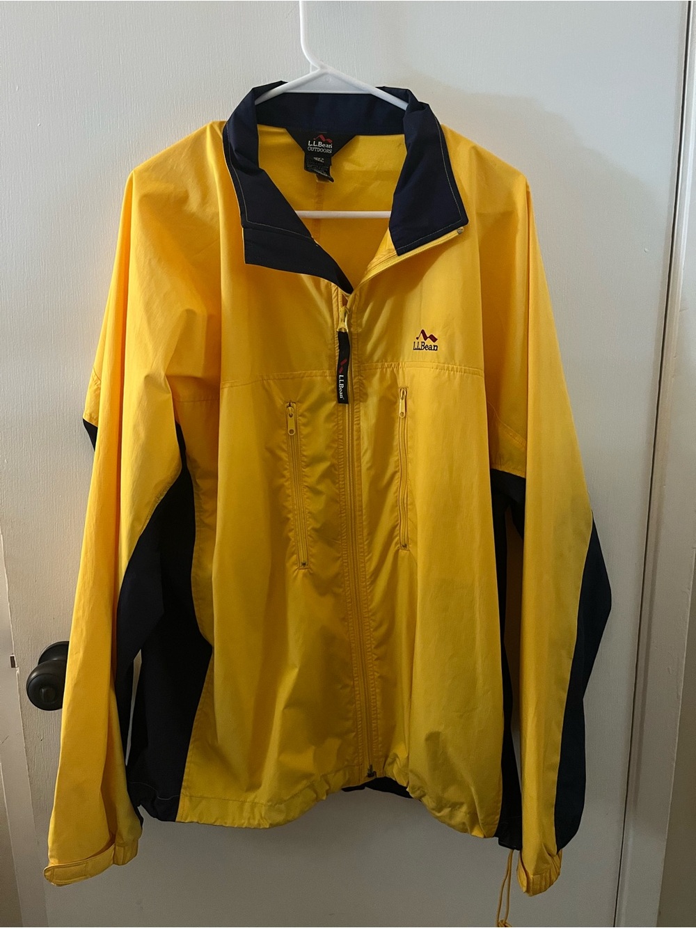 LL Bean Outdoors Mens Colorblock Windbreaker Jacket Yellow Navy Full Zip